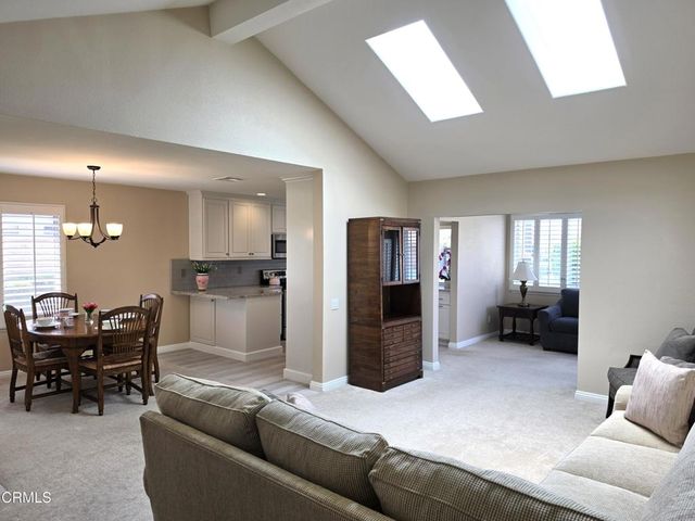 33109 Village 33, Camarillo, CA 93012