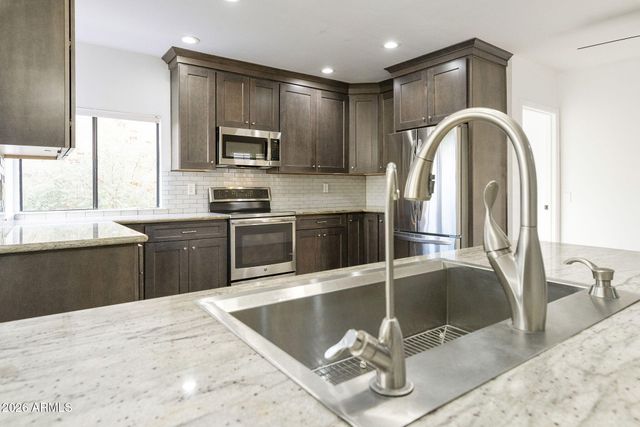 10542 E BELLFLOWER Drive, Sun Lakes, AZ 85248