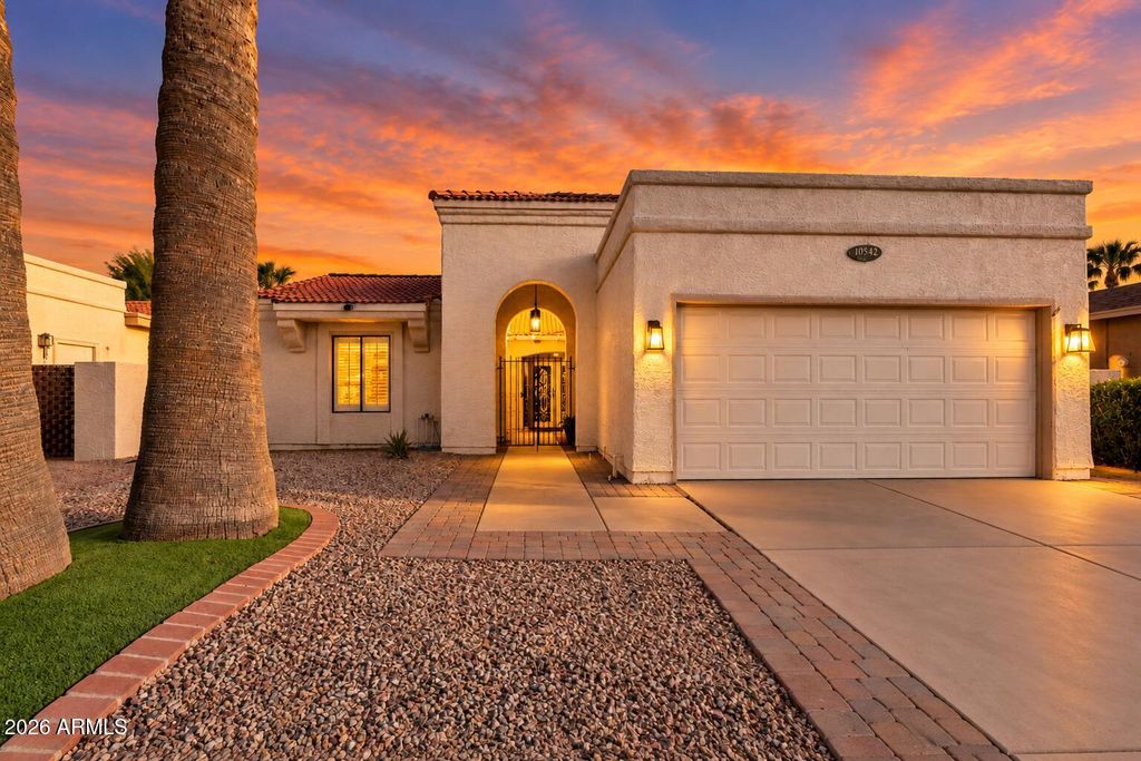 10542 E BELLFLOWER Drive, Sun Lakes, AZ 85248 — exterior