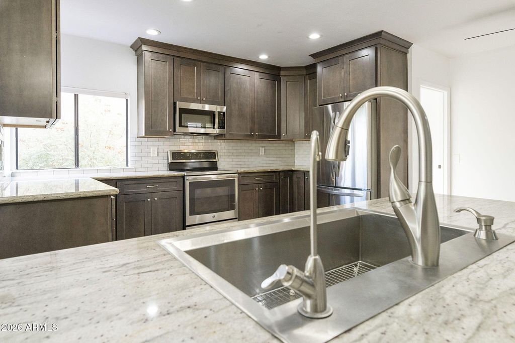 10542 E BELLFLOWER Drive, Sun Lakes, AZ 85248 — photo 5