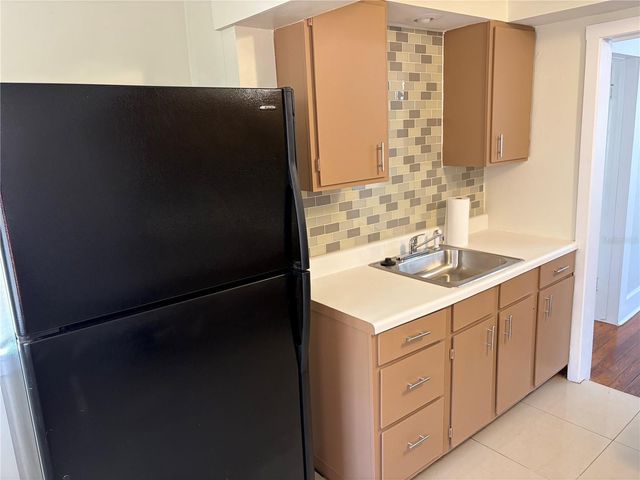 3844 BURLINGTON AVENUE N, St Petersburg, FL 33713