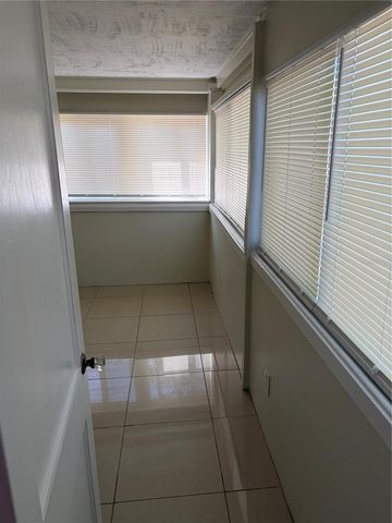 3844 BURLINGTON AVENUE N, St Petersburg, FL 33713