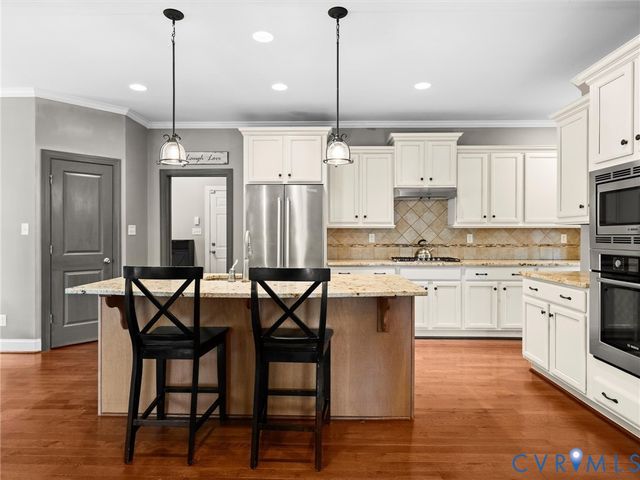2736 Royal Crest Dr, Chesterfield, VA 23113