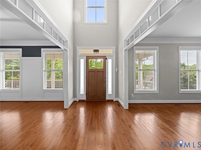 2736 Royal Crest Dr, Chesterfield, VA 23113