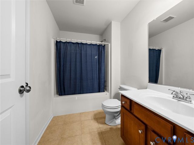 2736 Royal Crest Dr, Chesterfield, VA 23113