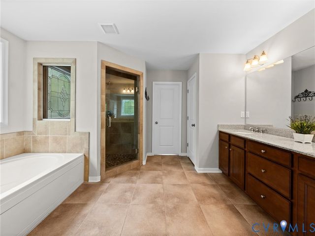 2736 Royal Crest Dr, Chesterfield, VA 23113