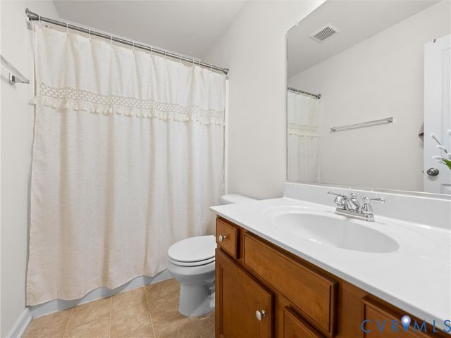 2736 Royal Crest Dr, Chesterfield, VA 23113