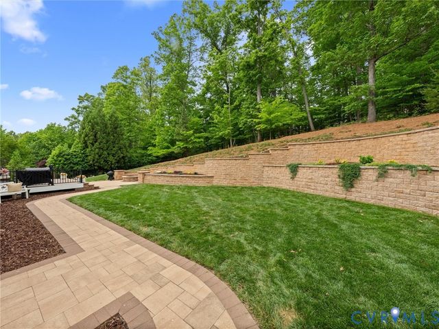 2736 Royal Crest Dr, Chesterfield, VA 23113