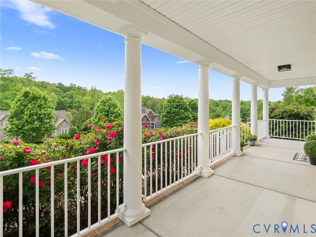2736 Royal Crest Dr, Chesterfield, VA 23113