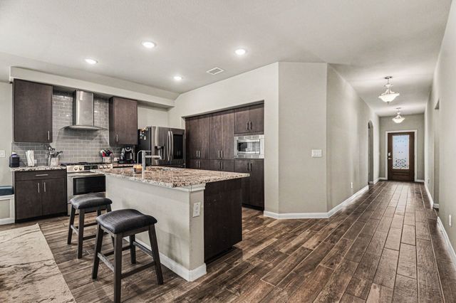 1205 Coyote Ridge, Aubrey, TX 76227