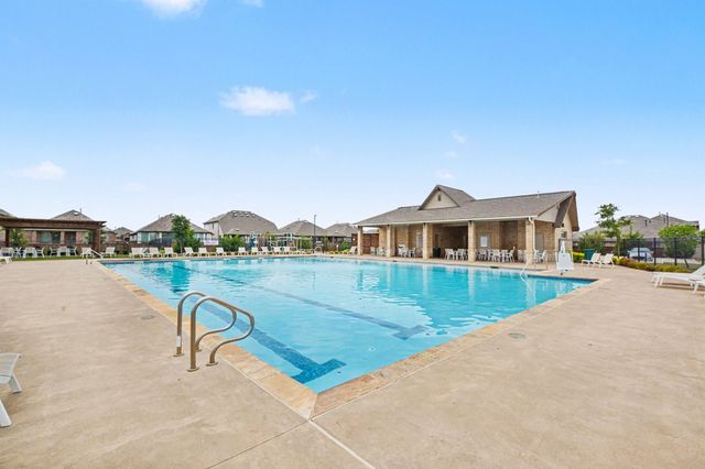1205 Coyote Ridge, Aubrey, TX 76227