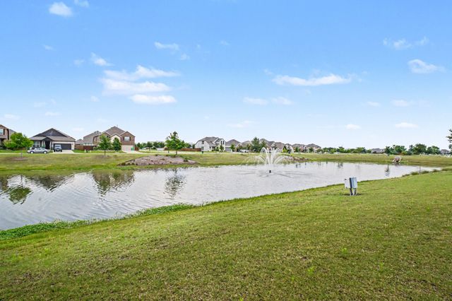 1205 Coyote Ridge, Aubrey, TX 76227