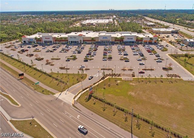 Tamiami TRL E, Naples, FL 34114