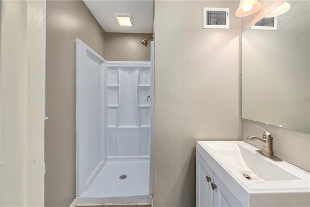 6316 E 109TH Terrace, Kansas City, MO 64134