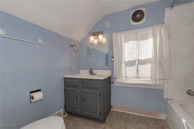 1259 E 351 Street, Eastlake, OH 44095