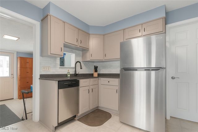 1259 E 351 Street, Eastlake, OH 44095