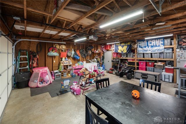 97 Marchmont Drive, Fairborn, OH 45324