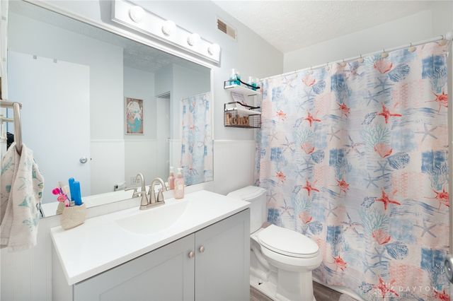 97 Marchmont Drive, Fairborn, OH 45324