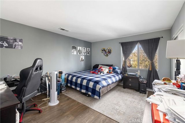 3734 Las Palmas, Palmdale, CA 93550