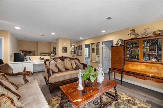 3734 Las Palmas, Palmdale, CA 93550