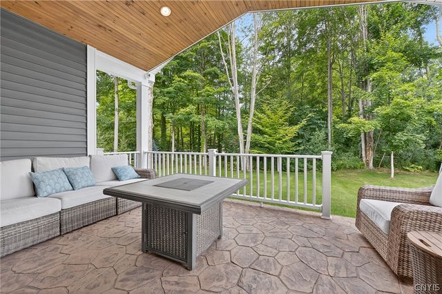 8873 Salvatore Avenue, Lysander, NY 13027