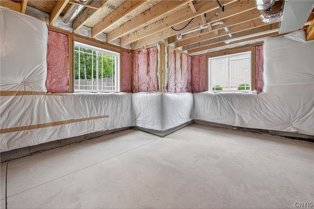 8873 Salvatore Avenue, Lysander, NY 13027