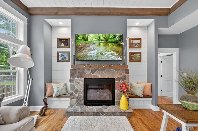 8873 Salvatore Avenue, Lysander, NY 13027