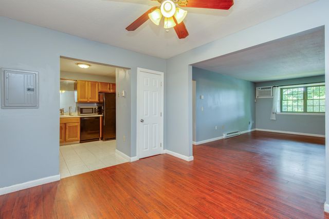 3 Fairfax Ave Unit 143, Derry, NH 03038