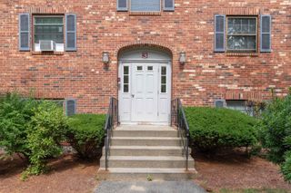 3 Fairfax Ave Unit 143, Derry, NH 03038