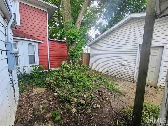 27 W Orchard Place, Muncie, IN 47305