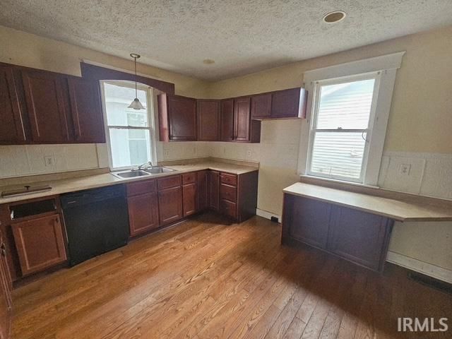 27 W Orchard Place, Muncie, IN 47305