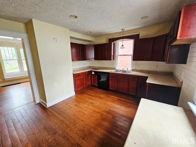 27 W Orchard Place, Muncie, IN 47305