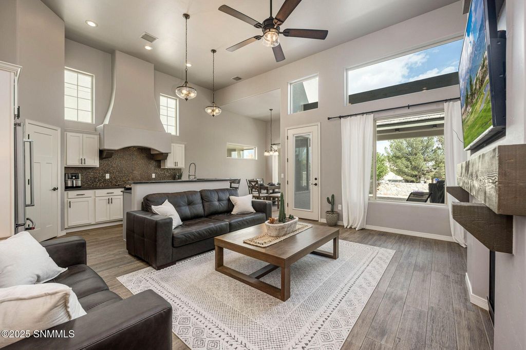 2820 Maddox Loop, Las Cruces, NM 88011