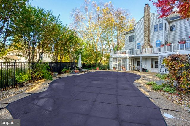 10409 DUNN MEADOW RD, Vienna, VA 22182