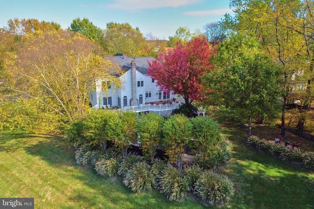 10409 DUNN MEADOW RD, Vienna, VA 22182