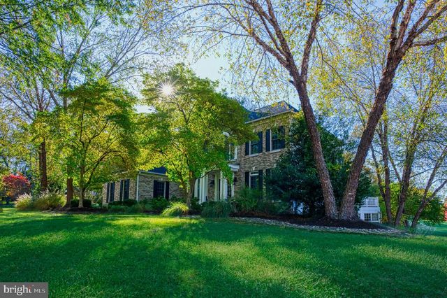 10409 DUNN MEADOW RD, Vienna, VA 22182