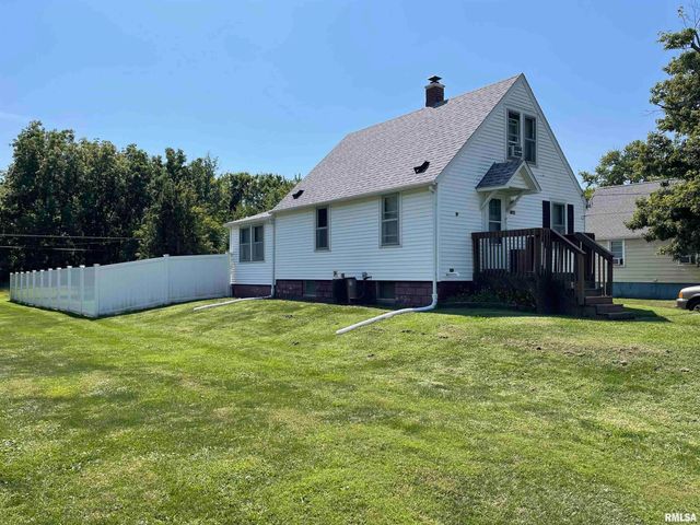 3822 4TH Avenue B, East Moline, IL 61244