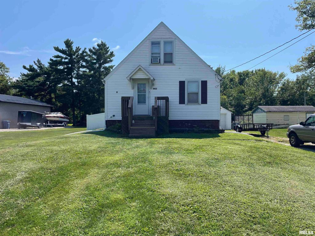 3822 4TH Avenue B, East Moline, IL 61244