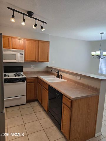 125 S 56TH Street 41, Mesa, AZ 85206
