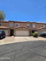 125 S 56TH Street 41, Mesa, AZ 85206