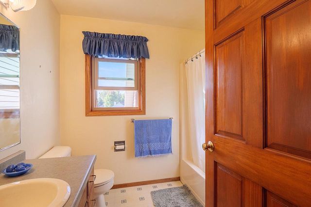 3658 SHILOH ROAD, Suamico, WI 54173