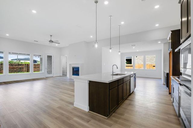 2120 Lila Sky Lane, Friendswood, TX 77546