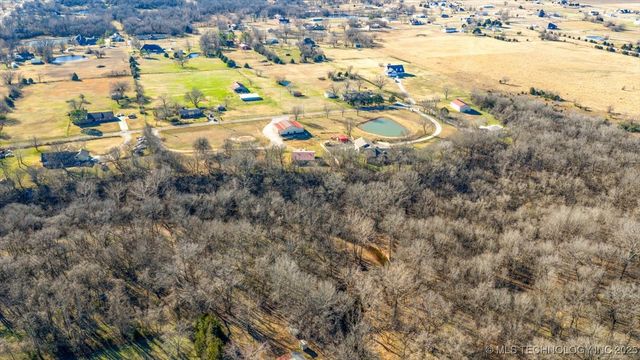 9403 E 159th Street North, Collinsville, OK 74021