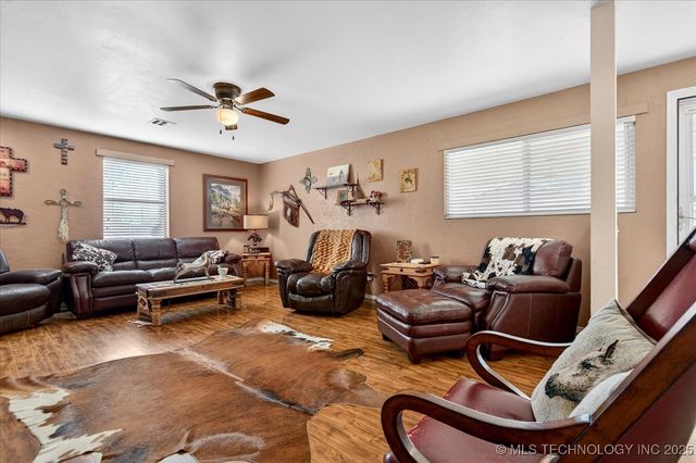 9403 E 159th Street North, Collinsville, OK 74021