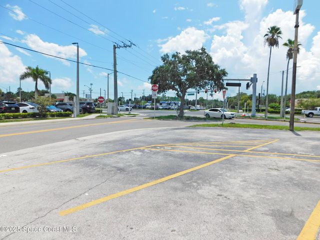 1102 Lake Drive, Cocoa, FL 32922