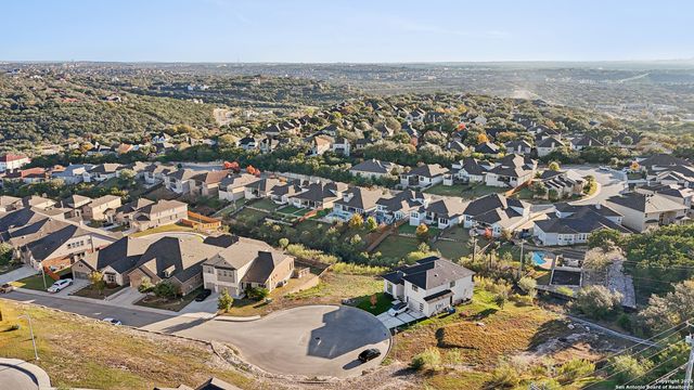 21910 Big Bend, San Antonio, TX 78258