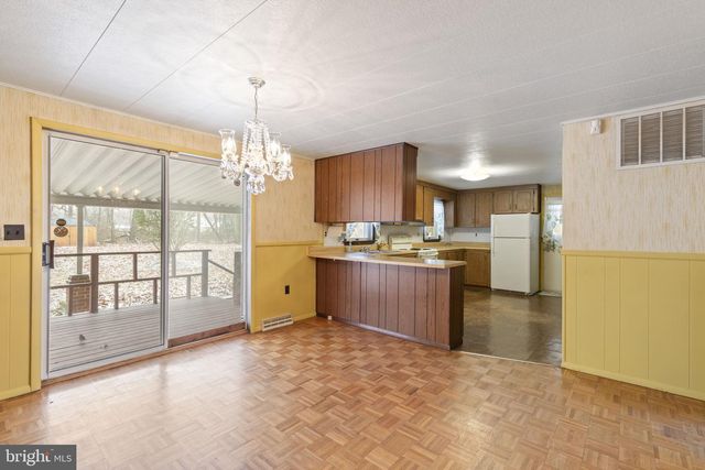 1409 MAPLE AVE, Baltimore, MD 21221