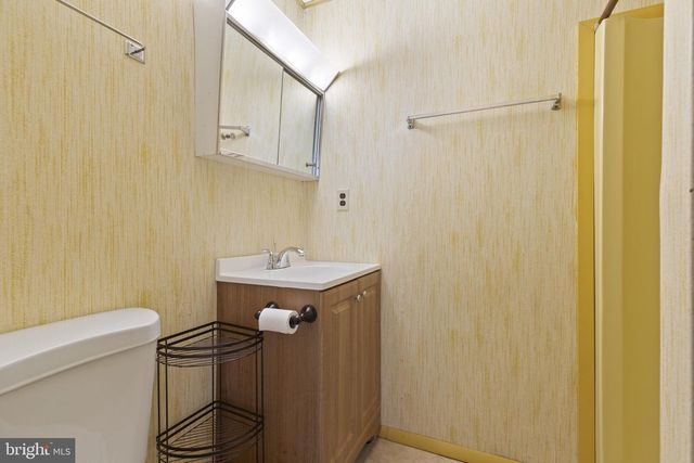 1409 MAPLE AVE, Baltimore, MD 21221