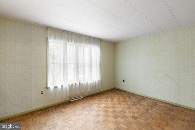 1409 MAPLE AVE, Baltimore, MD 21221