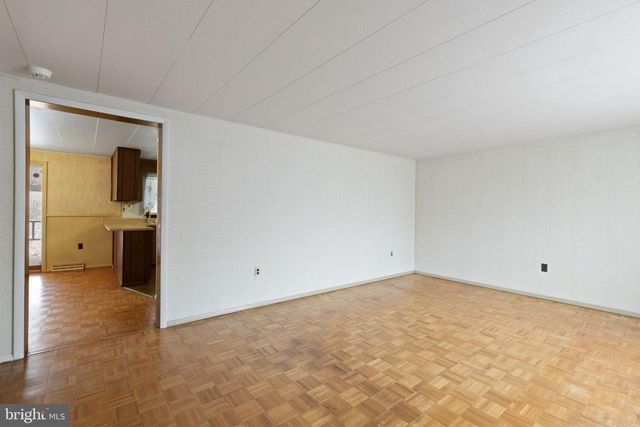 1409 MAPLE AVE, Baltimore, MD 21221